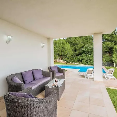 Villa Romani 7 *